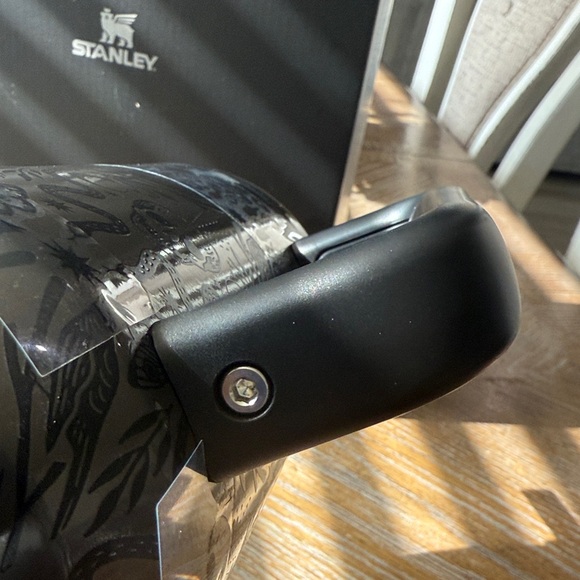 Brand New 40 oz Stanley Deadly Damask Tumbler - Picture 8 of 9